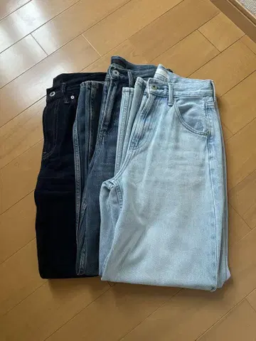유니클로 배기 커브 청바지 기장 짧음 21