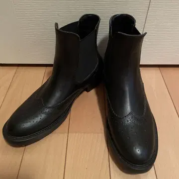 Snidel 블랙 가죽 윙팁 부츠