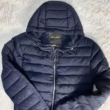 무레르 MOORER 다운 자켓 남성용 M 사이즈 다운 블랙