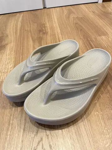 Women's OOmega Nomad W7 EU38