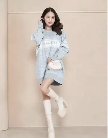 다리치 DD 로고 자카드 오버 니트 색스