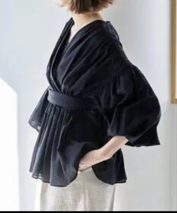IENA 네이비 쉬폰 도비 카슈쿨 블라우스