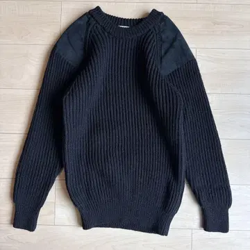 uniform experiment x BLACK SHEEP 패치 스웨터