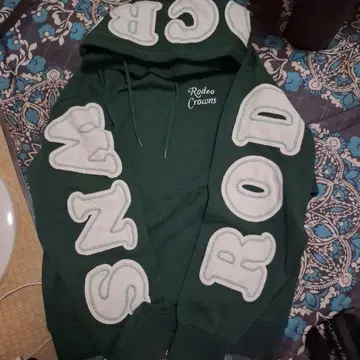 로데오 크라운즈 다크 그린 후드티