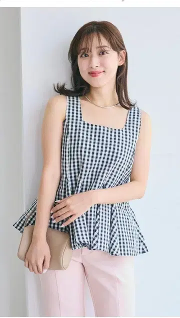 베이스먼트온라인 페플럼 상의 택 포함 미사용 새상품