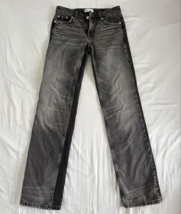 zara 스트레이트 데님 팬츠 미사용 새상품 34 사이즈
