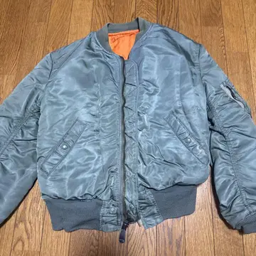 MA-1 플라이트 자켓