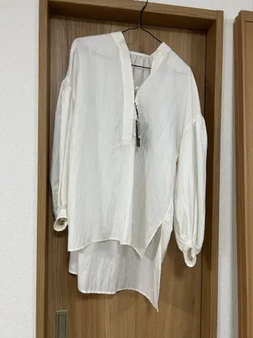 화이트 셔츠