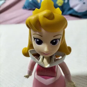 오로라 공주 가동식 피규어 약 15cm