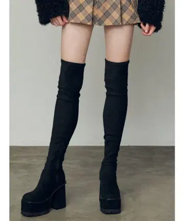 EMODA 스퀘어 핏 롱 부츠