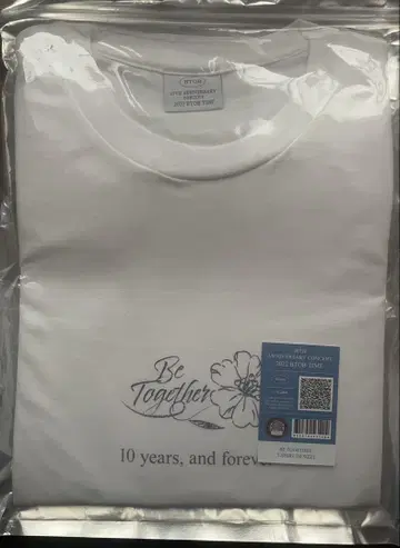10주년 기념 굿즈 (T셔츠)