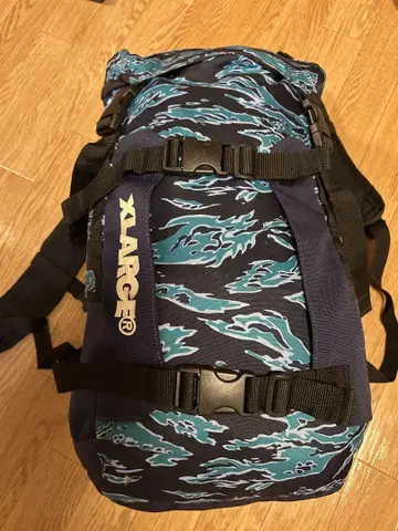 XLARGE 파도 무늬 백팩