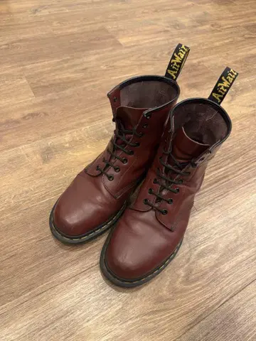 닥터마틴 Dr.Martens 27~26.5cm 하이컷 부츠 US9