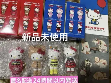 헬로키티전 시크릿 마스코트 참 곰 수트 기모노 하치 드레스