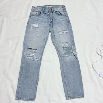 PACSUN 빈티지 룩 데님 30 데미지 가공 라이트 블루