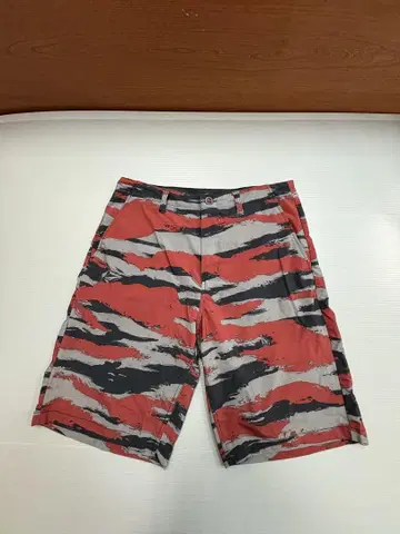 새상품급입니다! 하프 팬츠 숏팬츠 volcom