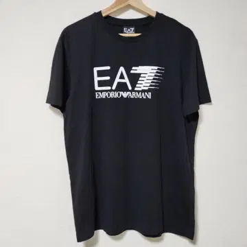 EA7 엠포리오 아르마니 블랙 티셔츠