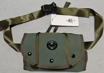 C.P. COMPANY 올리브 그린 숄더백