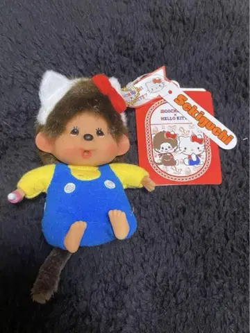 완판템 헬로키티 x 몬치치 얼굴 커진 SS 키체인 몬치치