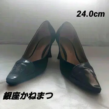 [새상품급] 긴자 카네마츠 펌프스 에나멜 블랙 스틸레토 24 소재 절개