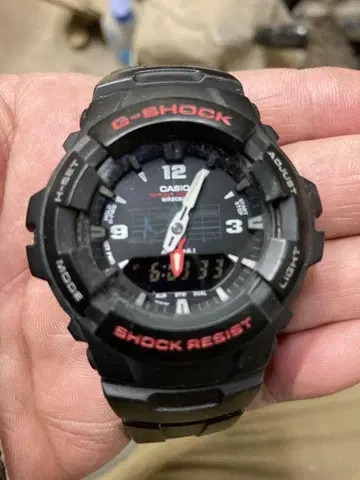CASIO G-SHOCK 블랙 손목시계 G-100