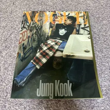 VOGUE 2023년호 정국