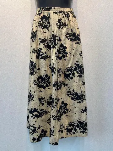 KANEKO ISAO 카네코 이사오 스커트