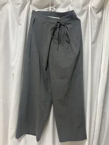 2턱 와이드 팬츠
