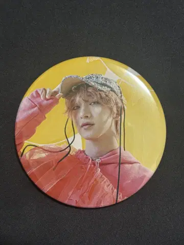 MAZZEL 'Royal Straight Flush' 캔뱃지 NAOYA