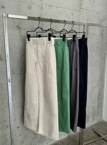 JUEMI Double-Belted Slit Skirt