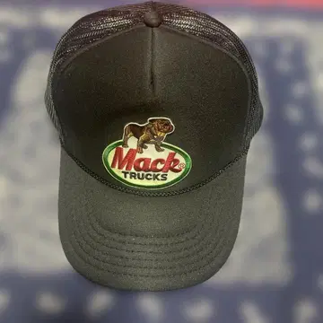 Mack Trucks 블랙 트래커 캡