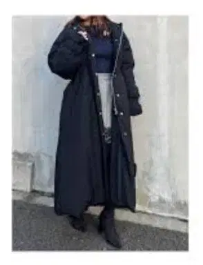 코엘 후드 부착 롱 다운 자켓 블랙