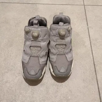 Reebok 인스타펌프 퓨리 그레이