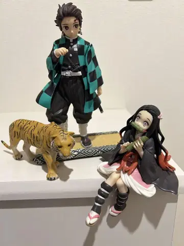 귀멸 호랑이 피규어 세트