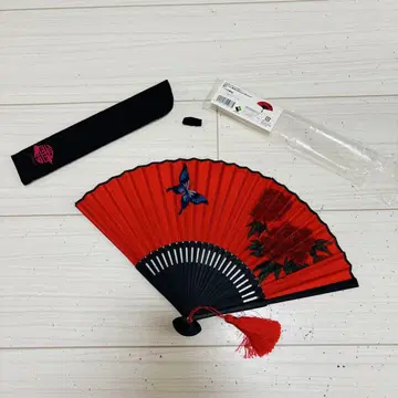 빨간색 부채 꽃과 새 무늬 케이스 포함