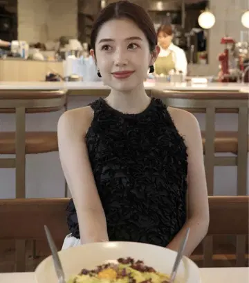 anuans 파티큘러 블라우스