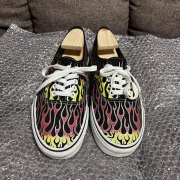 VANS 오센틱 파이어 패턴 프레임 26.5cm