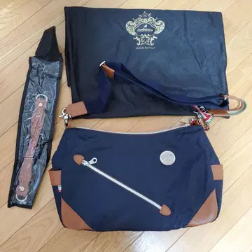 오로비안코 숄더백 나일론 하운드투스 체크 패턴 네이비