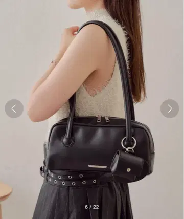 Chico 하트 참 부착 롱 슬리브 보스턴 백