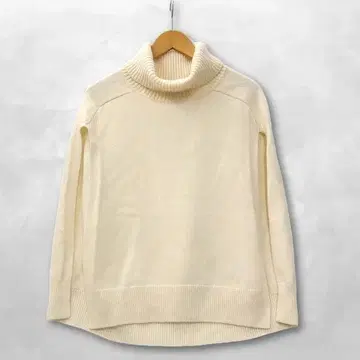 23구 온워드 카시야마 워셔블 니트 판초 터틀넥 아이보리