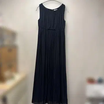 로페 ROPE 네이비 슬리브리스 롱 원피스