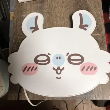 치이카와(먼작귀) 모몽가 디자인 테이블