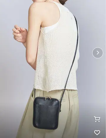 BEAUTY&YOUTH 가죽 지퍼 숄더백