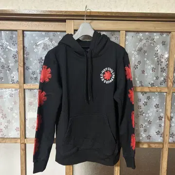 H&M RED HOT CHILI PEPPERS 후드티 블랙 XS