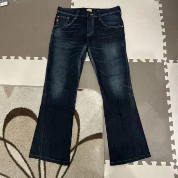 다크 블루 플레어 컷 데님 팬츠