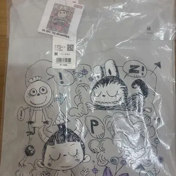 UNIQLO POPMART x UT 라브브 M 사이즈 티셔츠
