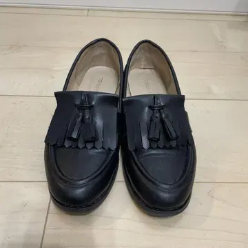 3연휴 한정 SALE SHIPS 블랙 프린지 로퍼