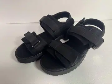 새상품 미사용 메탈 버클 테이프 샌들 GU 27cm