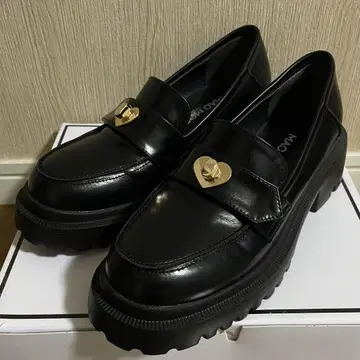 MACMOC 로퍼