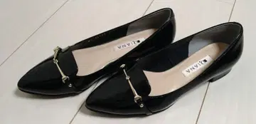 컨디션 최상! DIANA 다이애나 에나멜 펌프스 로퍼 로우힐